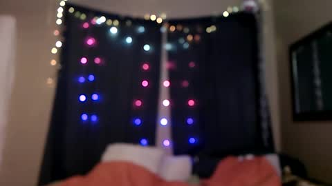    RAMONA Q   online show from 01.20.25