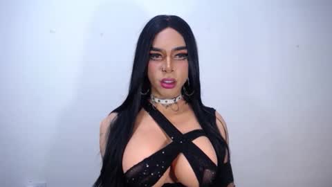 RamonaSmit online show from 11.17.25