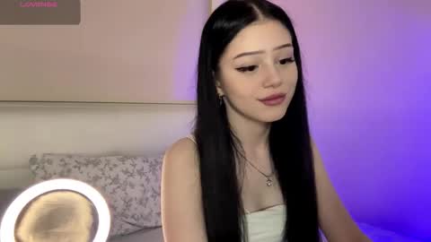 Snapshot of randiburt chatting on 11.02.25 Luna online show from 11.02.25