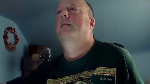 Snapshot of randman9222225 chatting on 02.15.25 randman922225 online show from 02.15.25