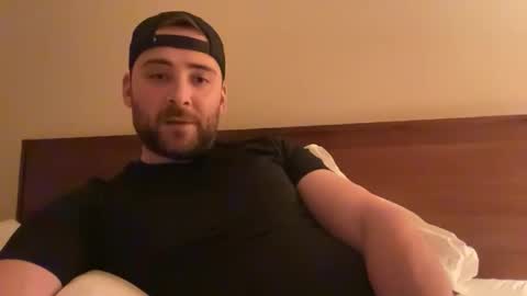 Snapshot of randomdude5950 chatting on 02.16.26 randomdude5950 online show from 02.16.26