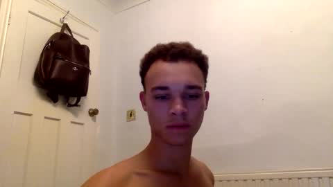 Snapshot of randyrio11 chatting on 04.11.26 randyrio11 online show from 04.11.26