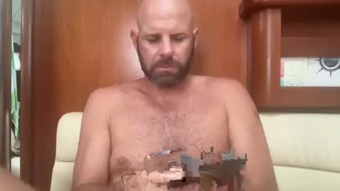 Snapshot of ransguy chatting on 03.09.25 ransguy online show from 03.09.25