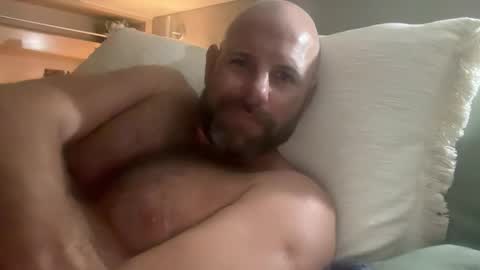 Snapshot of ransguy chatting on 10.24.25 ransguy online show from 10.24.25