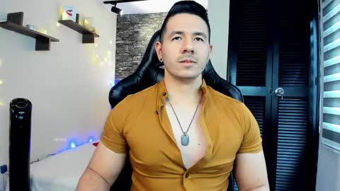 Snapshot of ransoj chatting on 01.01.25 Jonas online show from 01.01.25