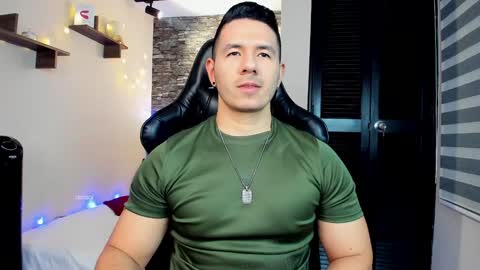 Snapshot of ransoj chatting on 01.11.25 Jonas online show from 01.11.25