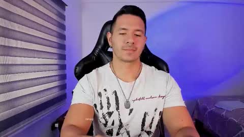 Snapshot of ransoj chatting on 11.20.25 Jonas online show from 11.20.25