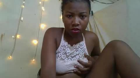 Snapshot of rantamarie chatting on 04.15.26 Rantamarie online show from 04.15.26