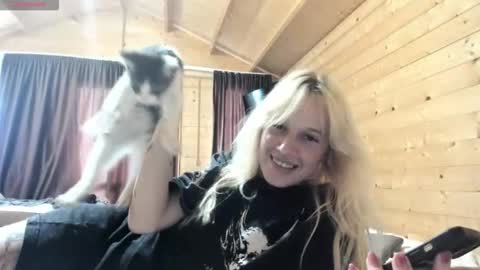 Rapunzel online show from 09.26.25