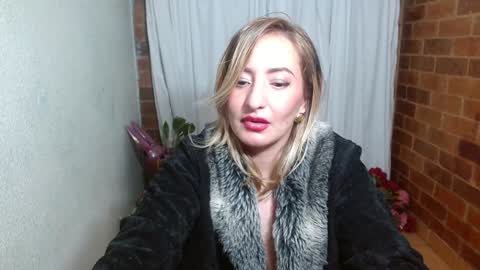 Raquel online show from 01.26.25