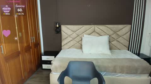 Raquel online show from 02.03.25