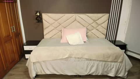 Raquel online show from 03.02.25