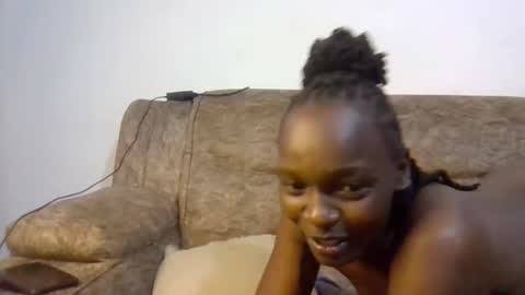 raquellayla online show from 12.03.25