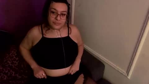 Snapshot of rattlesnakebitch chatting on 11.04.25 Rattlesnake Bitch 666 online show from 11.04.25