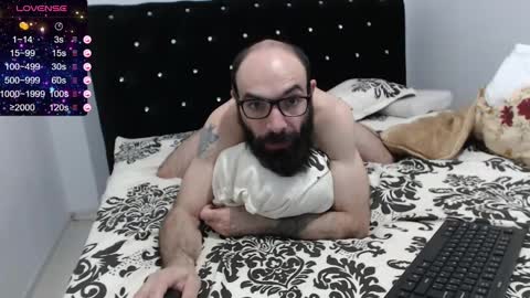 Snapshot of raul27big chatting on 03.01.25 RaulWildBoy27 online show from 03.01.25