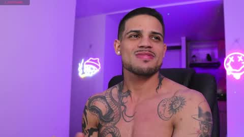 Snapshot of rausch77 chatting on 12.19.24 rausch77 online show from 12.19.24