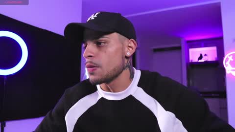 Snapshot of rausch77 chatting on 12.31.24 rausch77 online show from 12.31.24