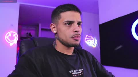 Snapshot of rausch77 chatting on 01.01.25 rausch77 online show from 01.01.25