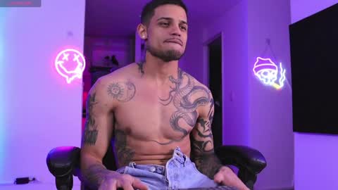 Snapshot of rausch77 chatting on 01.02.25 rausch77 online show from 01.02.25