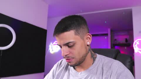 Snapshot of rausch77 chatting on 01.31.25 rausch77 online show from 01.31.25