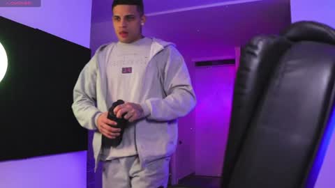 Snapshot of rausch77 chatting on 02.06.25 rausch77 online show from 02.06.25