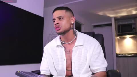 Snapshot of rausch77 chatting on 03.03.25 rausch77 online show from 03.03.25