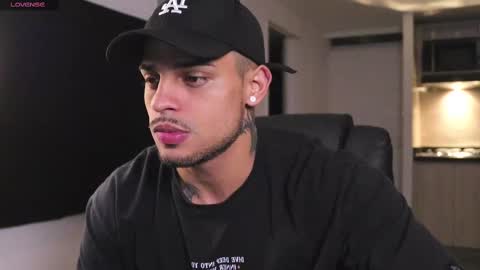 Snapshot of rausch77 chatting on 03.08.25 rausch77 online show from 03.08.25