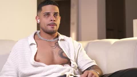 Snapshot of rausch77 chatting on 11.29.25 rausch77 online show from 11.29.25