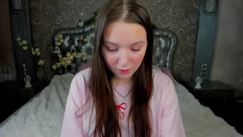 Snapshot of raven_crowe chatting on 02.27.26 Raven online show from 02.27.26