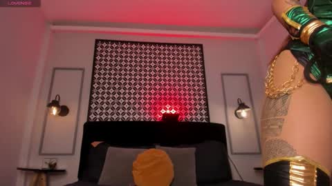 Raven online show from 10.26.25