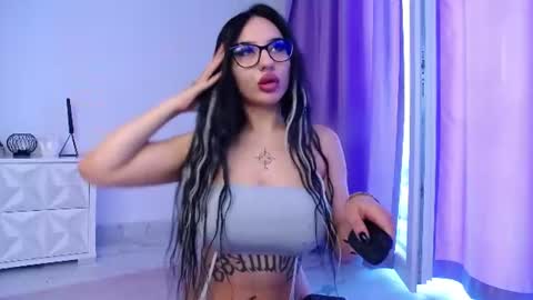 Snapshot of raven_foxxy chatting on 06.28.26 Raven Foxxy online show from 06.28.26