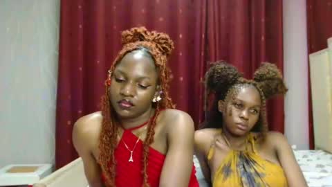 Snapshot of raven_luxe chatting on 03.24.26 Raven online show from 03.24.26