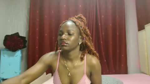 Snapshot of raven_luxe chatting on 04.05.26 Raven online show from 04.05.26