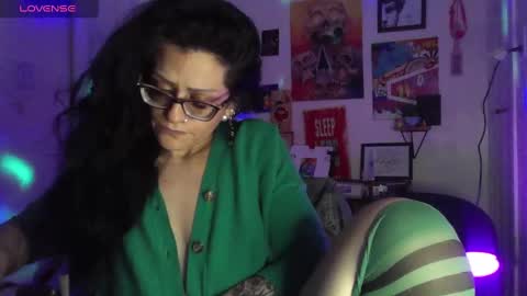 Snapshot of ravenandsin chatting on 12.30.24 Raven online show from 12.30.24