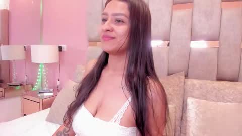 Snapshot of ravenbloodd chatting on 02.14.26 Raven online show from 02.14.26