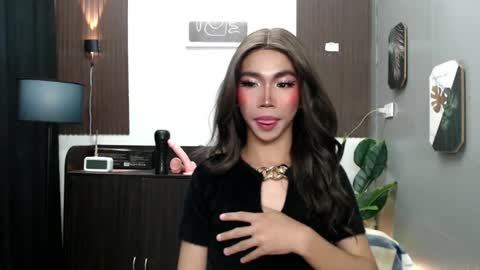 Snapshot of ravennax chatting on 02.21.25 ravennaxx online show from 02.21.25