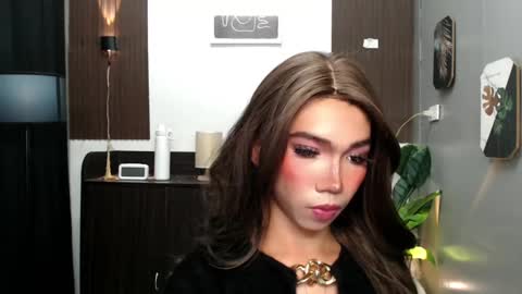 Snapshot of ravennax chatting on 02.22.25 ravennaxx online show from 02.22.25