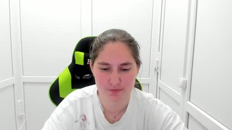Snapshot of ravenncloud chatting on 07.24.26 Raven online show from 07.24.26