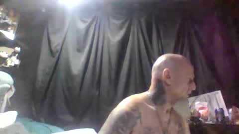 Snapshot of ravens18816981 chatting on 01.08.26 ravens18816981 online show from 01.08.26