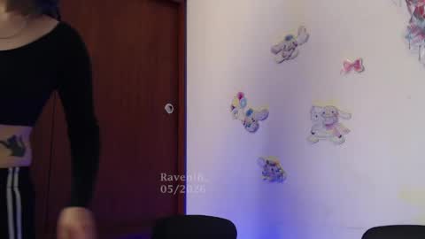 Snapshot of raventh_ chatting on 05.15.26 raventh_ online show from 05.15.26
