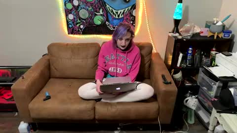 ravenxbeastie online show from 02.12.25