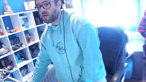 ravingr3d3 online show from 02.05.25