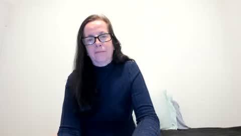 Ravishing Peach Goddess online show from 03.11.26