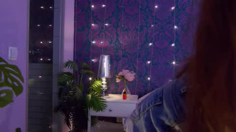 Lillian online show from 10.18.25