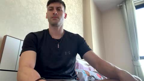 Snapshot of rawdr3 chatting on 02.01.26 rawdr3 online show from 02.01.26