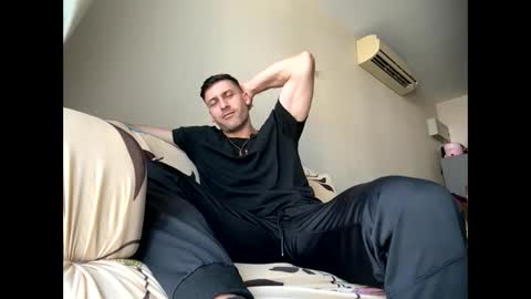 Snapshot of rawdr3 chatting on 02.02.26 rawdr3 online show from 02.02.26