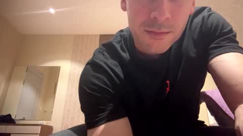 Snapshot of rawdr3 chatting on 02.19.26 rawdr3 online show from 02.19.26