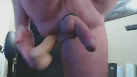 Snapshot of ray23120000 chatting on 10.14.25 ray23120000 online show from 10.14.25