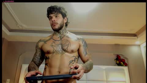 Ray Coopers online show from 11.15.25