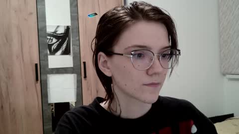 Ray-Ray online show from 04.19.26